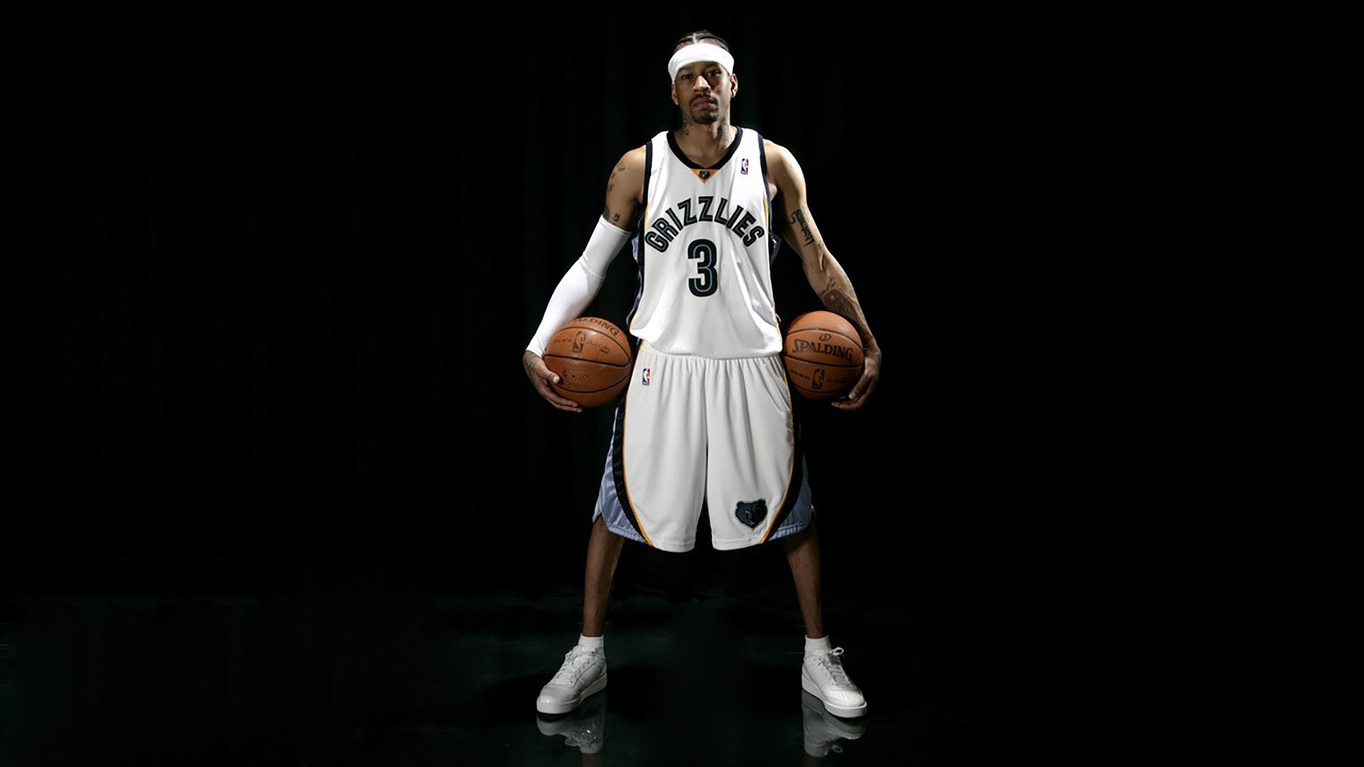 瑞士队不断突破！莱万多夫斯基连续三场比赛得分超过锐不可当，观众掌声雷动